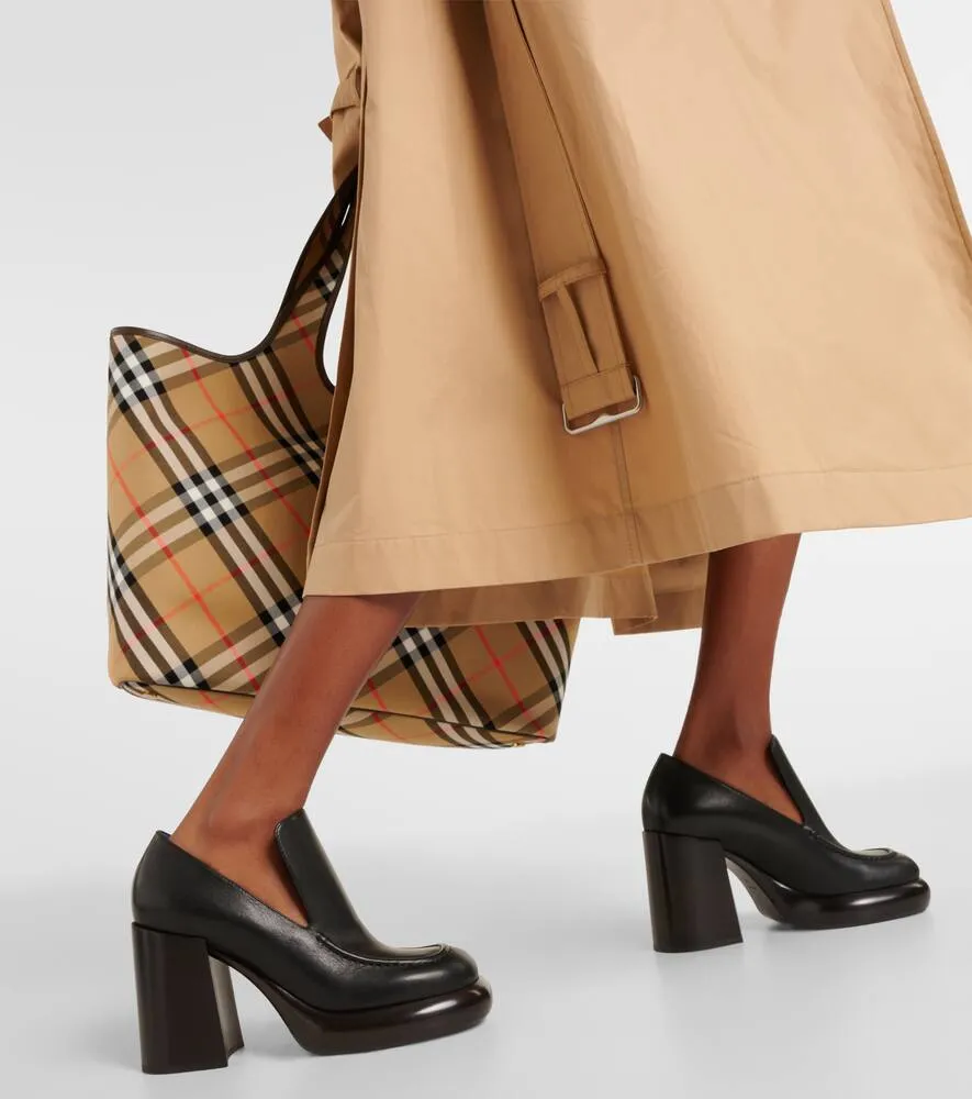Burberry Leather loafer pumps