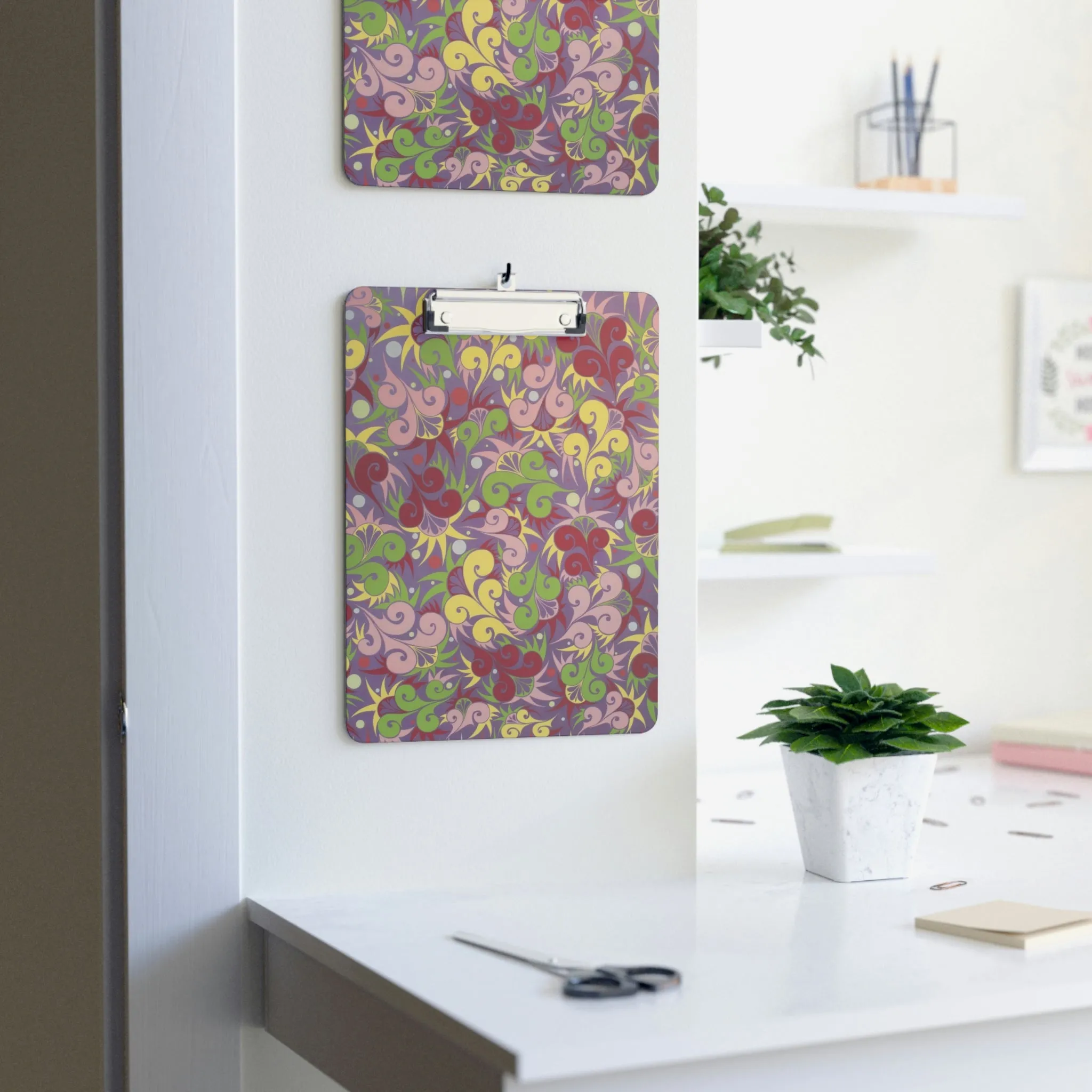 Floral Dynamic Clipboard