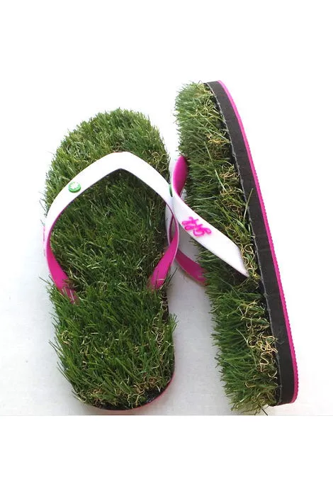 Grass Flip Flops - Pink and White