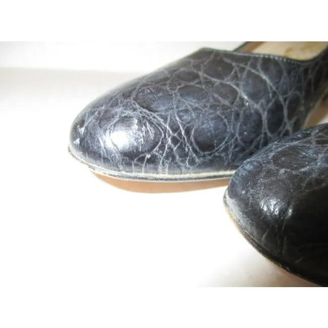 Salvatore Ferragamo Midnight Blue Croc Round Toe Embossed Leather Pumps Size Us