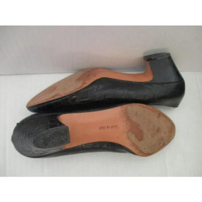 Salvatore Ferragamo Midnight Blue Croc Round Toe Embossed Leather Pumps Size Us
