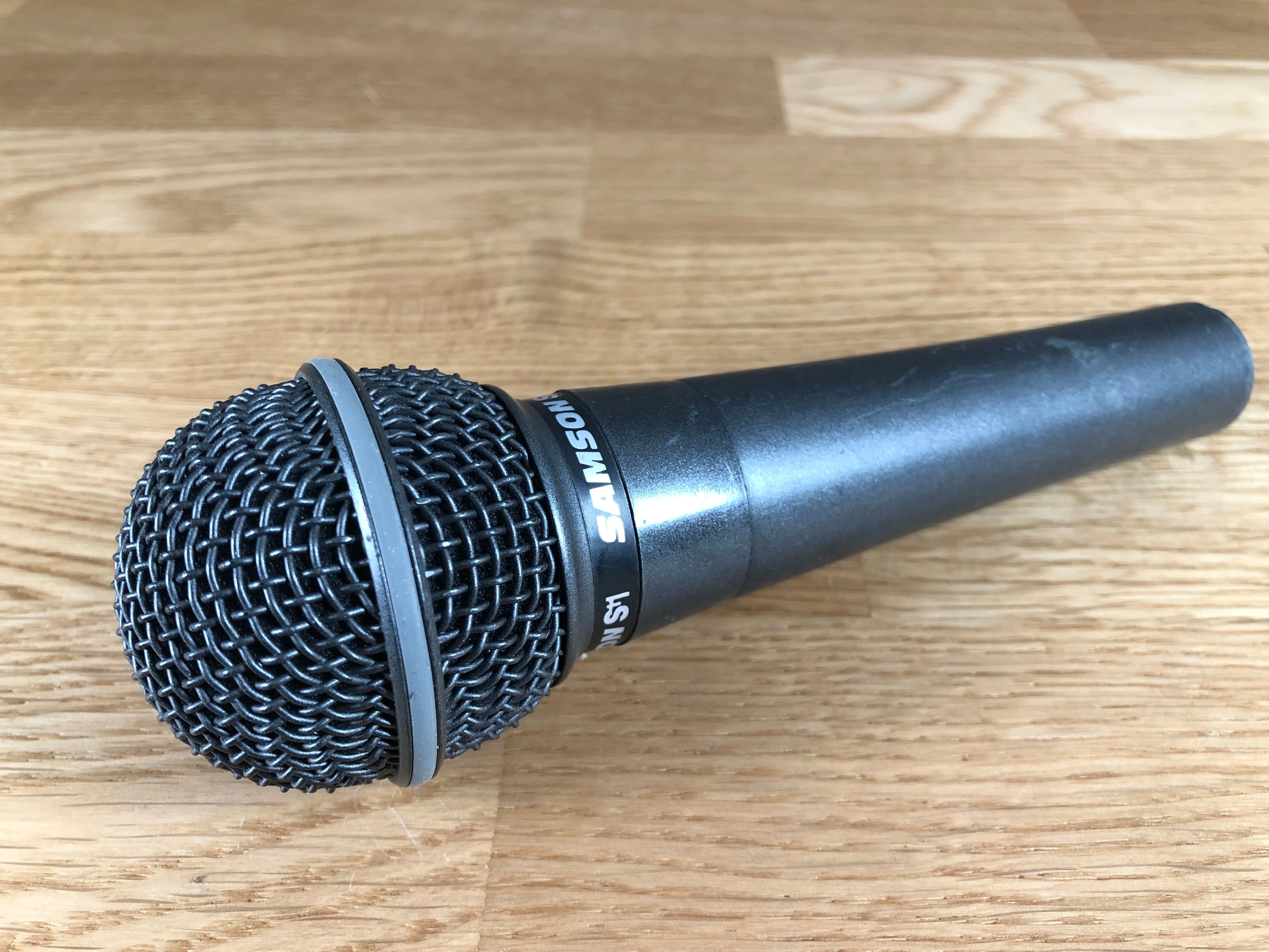 Samson S 1 Dynamic Microphone